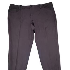 Torrid women’s size 26R black ankle pants